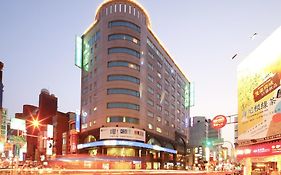 ケンブリッジ 台南 ホテル